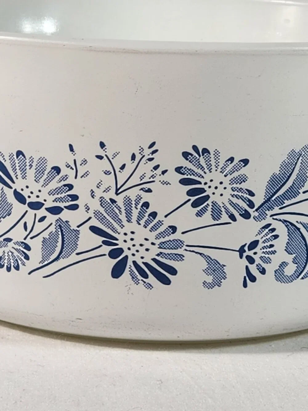 VTG PYREX 474-B COLONIAL MIST 1.5L CORNING NY USA CASSEROLE BOWL WHITE BLUE VG+